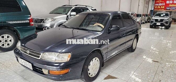 TOYOTA CORONA 1992. Số sàn, máy xăng 2.0.