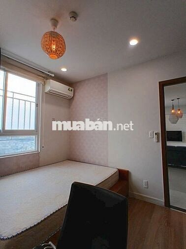 Cho thuê căn 3PN/ 88 m2 The Western Capital, Quận 6, NTCB giá 11 tr/th