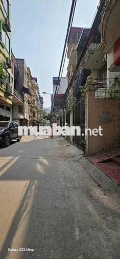 Phúc Xá nhà 65m -3 tầng -9,2 tỷ - Ô tô vào nhà Phúc Xá nhà 65m -3 tầng -9,2 tỷ - Ô tô vào nhà