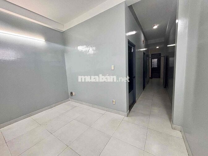 Nhà Hẻm 8M An Dương Vương.DT:4 X 25. Trệt 2Lầu ST.4PN 4WC