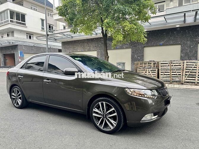 Kia Forte 2013 S 1.6 AT - 120000 km