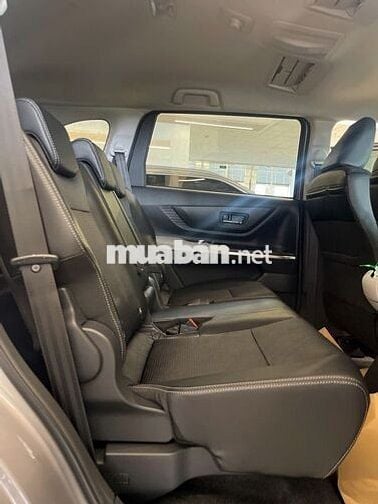 Toyota Veloz Top 2024