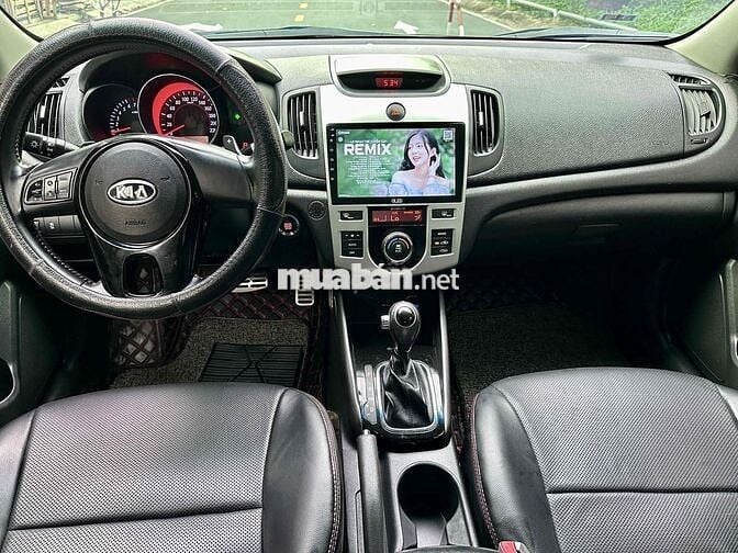 Kia Forte 2013 S 1.6 AT - 120000 km