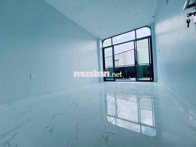 CÁCH MẶT TIỀN HOÀNG DIỆU - VĨNH KHÁNH 30m .NHÀ 3 TẦNG KHU DC HIỆN HỮU