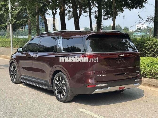 Kia Carnival 2022 2.2D Premium 7 chỗ - xe cty xhđ