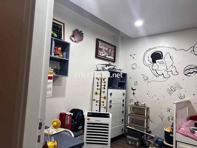 CHÍNH CHỦ BÁN NHÀ 3 LẦU NVL P6