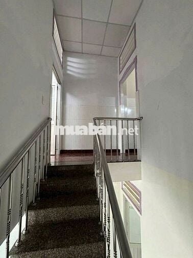 Nhà hẻm xe tải thông 1 sẹc Phan Huy Ích (4,3x14m)