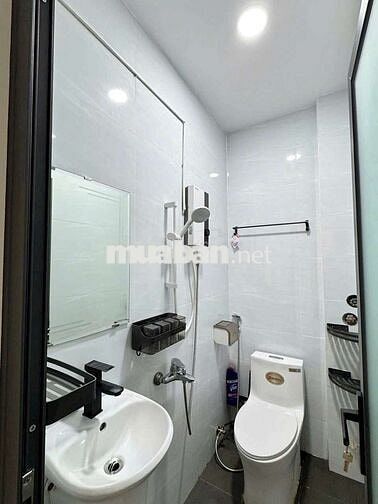 Cho thuê nhà mới sạch sẽ full nội thất Gò Vấp