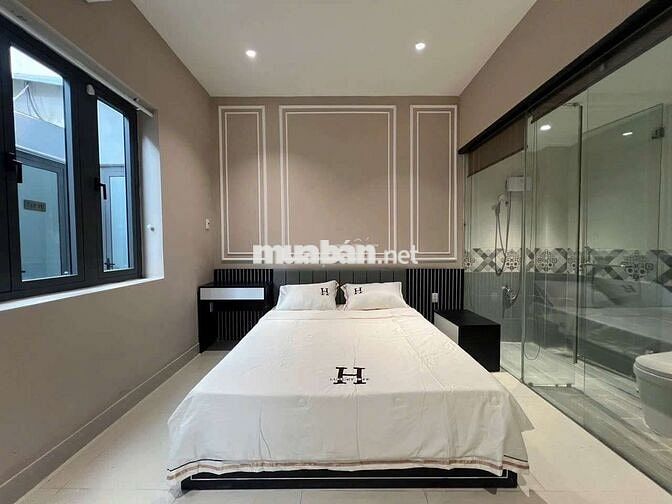 Cho thuê 8pn luxyry khai thác Airbnb khu Bùi Viện, Quận 1