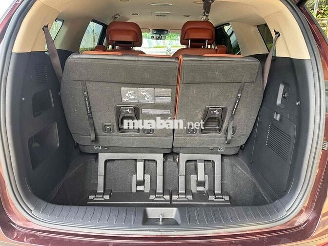 Kia Carnival 2022 2.2D Premium 7 chỗ - xe cty xhđ