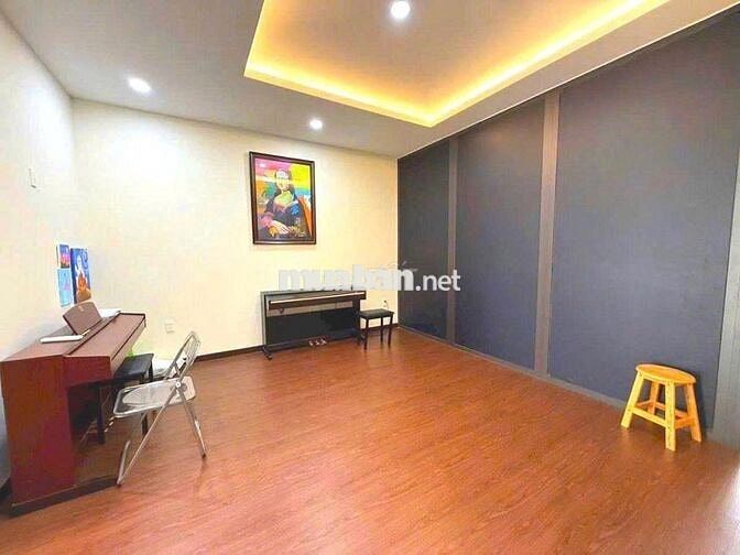 SIÊU PHẨM MT - 324B Cao Thắng, P.12, Q.10 - 5x20m - Sàn Suốt - 6PN