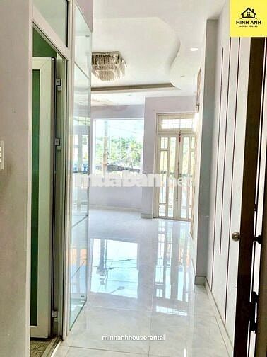 🔥🔥 Nhà thuê 4PN, mặt tiền Nguyễn Thái Bình, Phường 4, Quận Tân Bình