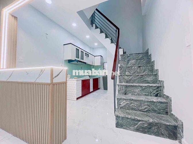 CÁCH MẶT TIỀN HOÀNG DIỆU - VĨNH KHÁNH 30m .NHÀ 3 TẦNG KHU DC HIỆN HỮU