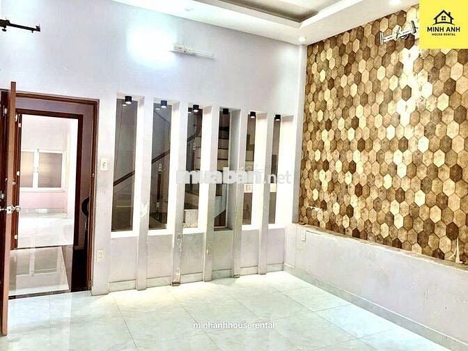 🔥🔥 Nhà thuê 4PN, mặt tiền Nguyễn Thái Bình, Phường 4, Quận Tân Bình