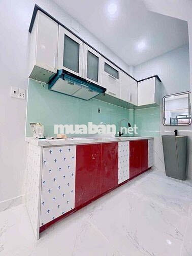 CÁCH MẶT TIỀN HOÀNG DIỆU - VĨNH KHÁNH 30m .NHÀ 3 TẦNG KHU DC HIỆN HỮU