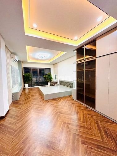 Bán nhà mới hoàn thiện 60m*7 tầng thang máy Phố Trạm, Long Biên