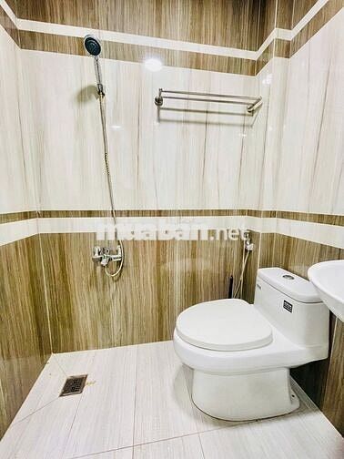 BÁN NHÀ HẺM 345 TRẦN HƯNG ĐẠO ĐỐI DIỆN CÔNG AN THÀNH PHỐ