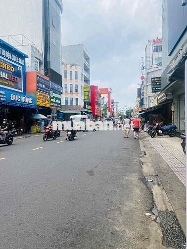MẶT TIỀN NGUYÊN CĂN NGAY CHỢ TÂN HƯƠNG ĐƯỜNG 2 CHIỀU CÓ LỀ 1.5M