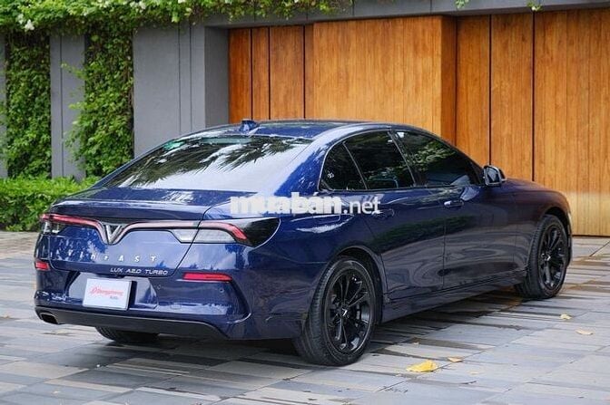 VinFast Lux A2.0 Tiêu chuẩn 2022 - 75000 km