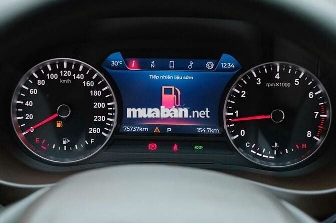VinFast Lux A2.0 Tiêu chuẩn 2022 - 75000 km