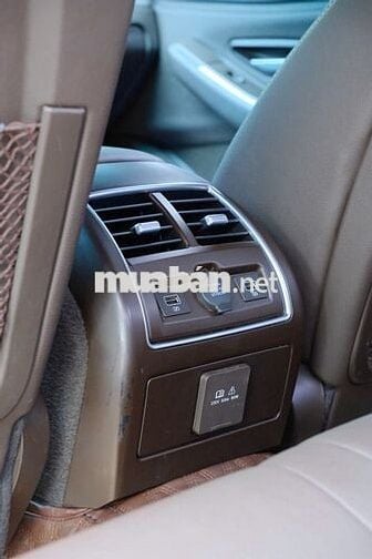 VinFast Lux A2.0 Tiêu chuẩn 2022 - 75000 km