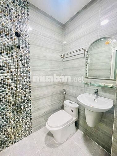 BÁN NHÀ HẺM 345 TRẦN HƯNG ĐẠO ĐỐI DIỆN CÔNG AN THÀNH PHỐ