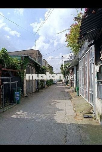 Giảm giá bán nhanh nhà 60m2(4x15m) đường lớn xe tải Huỳnh Thị Hai, 3tỉ