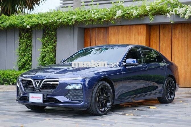 VinFast Lux A2.0 Tiêu chuẩn 2022 - 75000 km