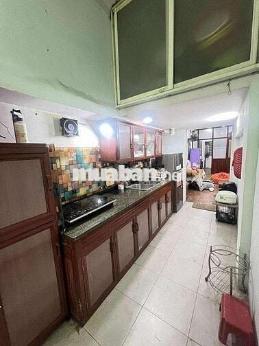 TT Lò Đúc- ô tô đỗ tầng 2, lô góc 60m, 2 ngủ, ban công thoáng sáng
