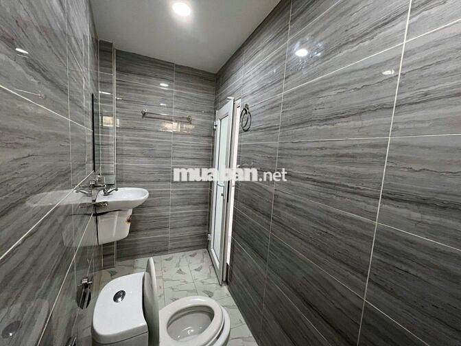 STUDIO NHỎ XINH NGAY GIGAMALL THỦ ĐỨC - FULL NT - CỬA SỔ TRỜI -FREE XE