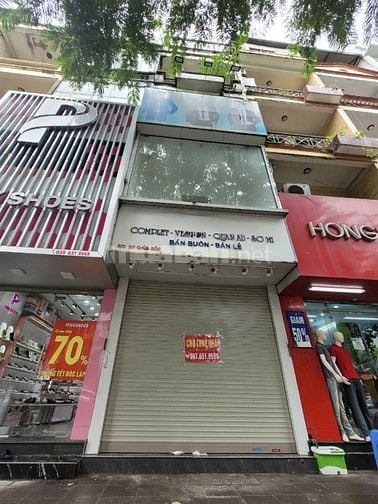 Cho thuê nhà thương mai và ở mặt đường Chùa Bộc (Giá cả thương lượng)