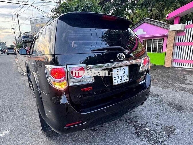 Toyota Fortuner 2014 2.7V 4x4 AT - 70000 km