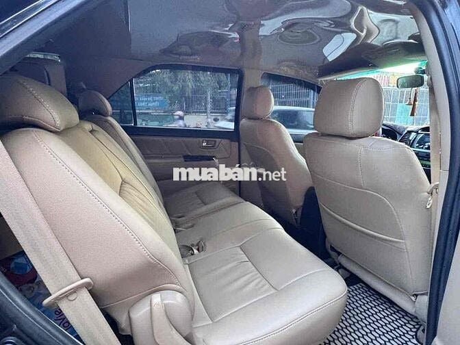 Toyota Fortuner 2014 2.7V 4x4 AT - 70000 km
