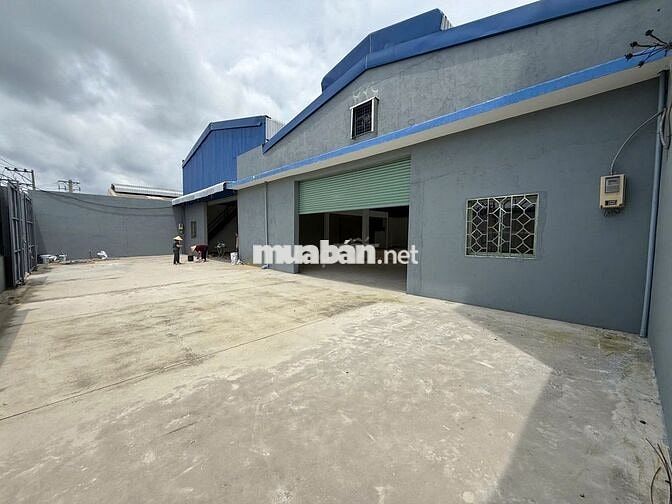 Cho thuê kho 800m2 Võ Văn Vân , Bình Chánh , giá : 55tr/TH, điện 3 pha