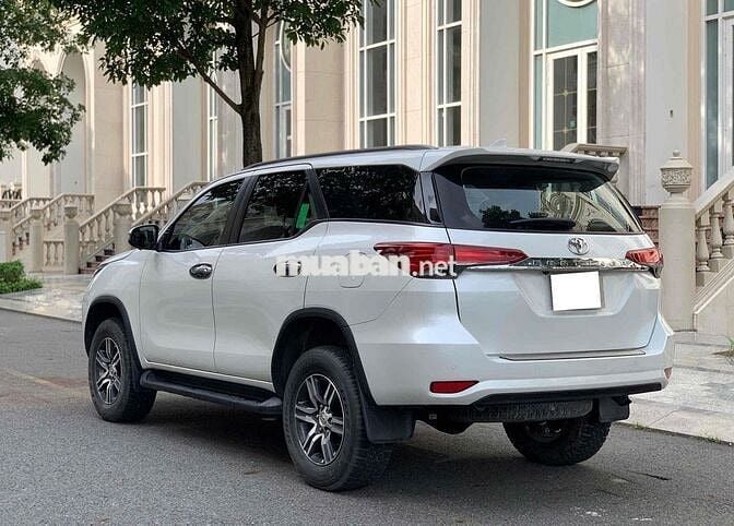Toyota Fortuner 2022 2.4 4x2 AT - 55000 km