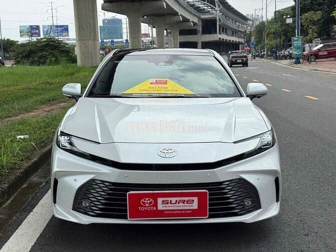 Camry HyBrid bản Top 2025 siêu lướt -Giá Còn Giảm