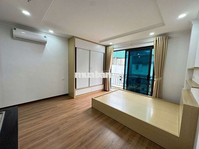 Tòa căn hộ ccmn 2 thoáng sau 1 nhà ra phố 9 phòng khép kín cho thuê