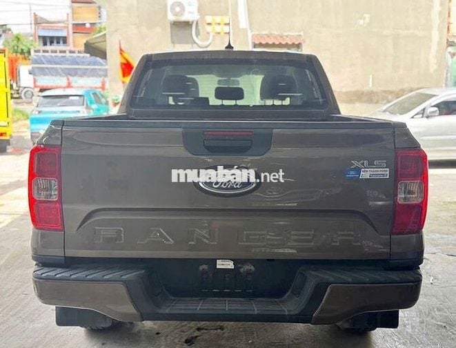 Ford Ranger 2022 XLS hỗ trợ ngân hàng toàn quốc