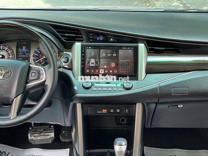 Toyota Innova 2.0V 2016 Xe Gia Đình Ghế Thương Gia
