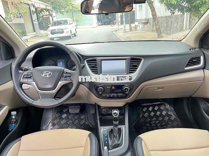 Hyundai Accent 1.4 AT sản xuất 2019 chính chủ