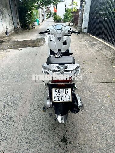 No6 9 chủ ngoại hình đẹp