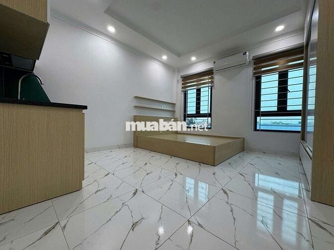 Tòa căn hộ ccmn 2 thoáng sau 1 nhà ra phố 9 phòng khép kín cho thuê