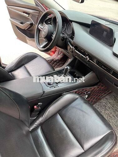 Mazda 3 2020 1.5L Luxury - 84000 km