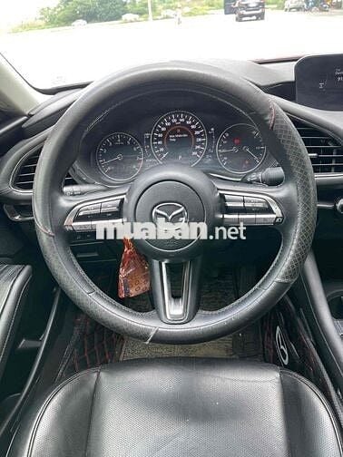 Mazda 3 2020 1.5L Luxury - 84000 km
