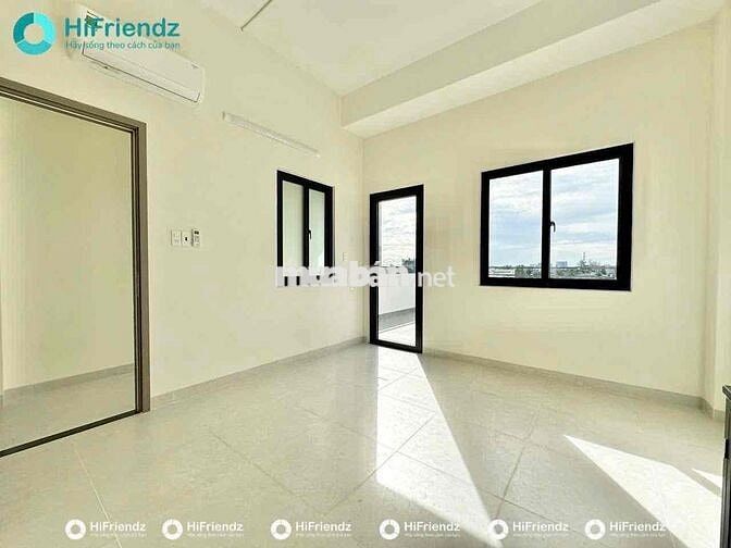 Khai trương studio mới xây ở Làng đại học