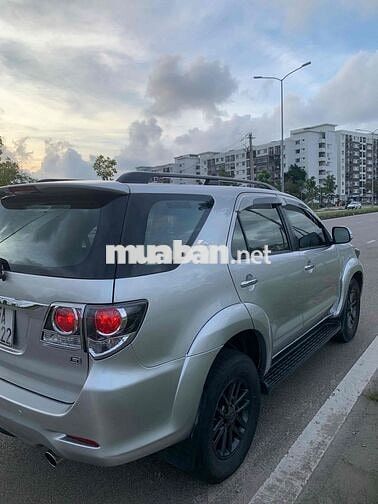Toyota Fortuner 2015 2.5G - 90000 km gốc Huế