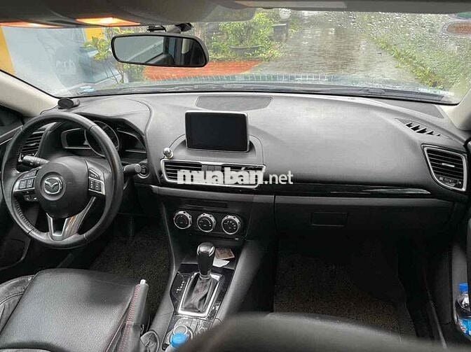 Mazda 3 2017 1.5 AT Sedan - 110000 km