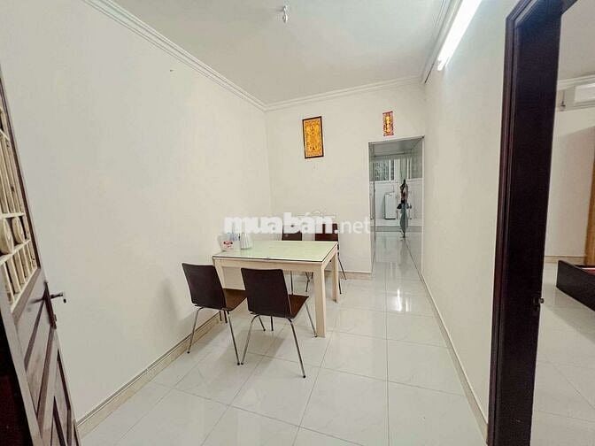TT TRUNG TÂM BA ĐÌNH - Ô TÔ ĐỖ CỬA- 2 NGỦ