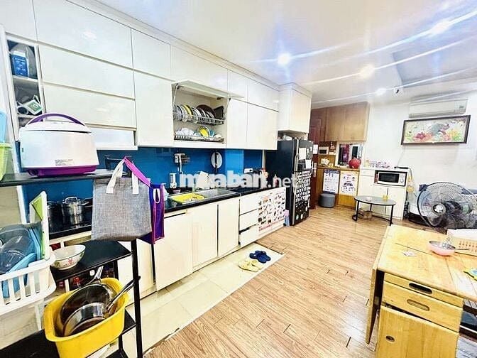 Bán căn hộ Minh Khai 66 m2 giá hơn 4 tỷ