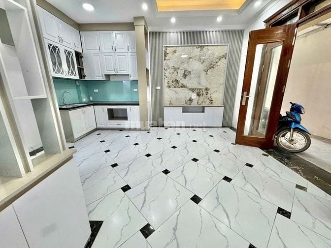 Bán nhà 5 tầng đẹp giá cực tốt tại Thụy Phương, Đông ngạc, Bắc Từ Liêm